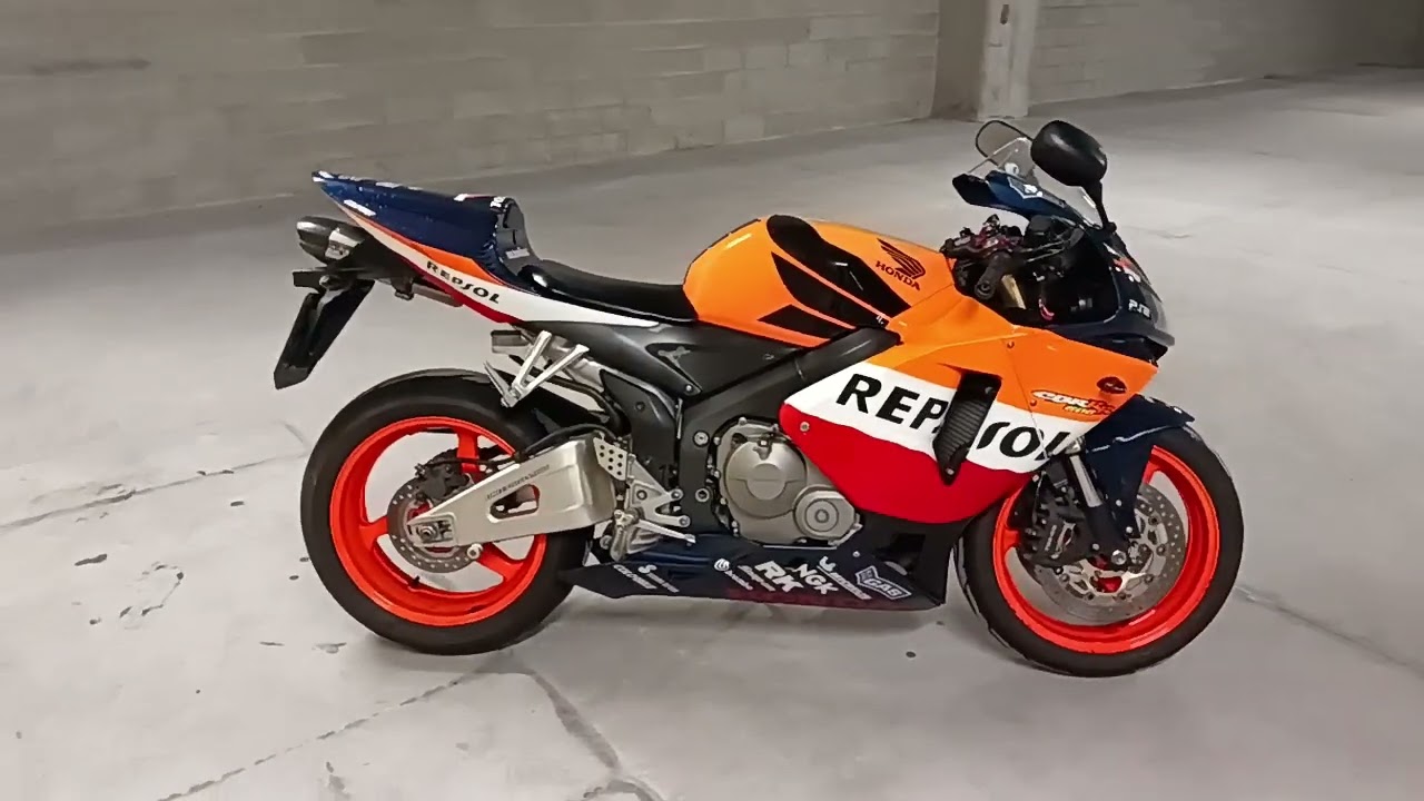 HONDA CBR 600 RR REPSOL 2005
