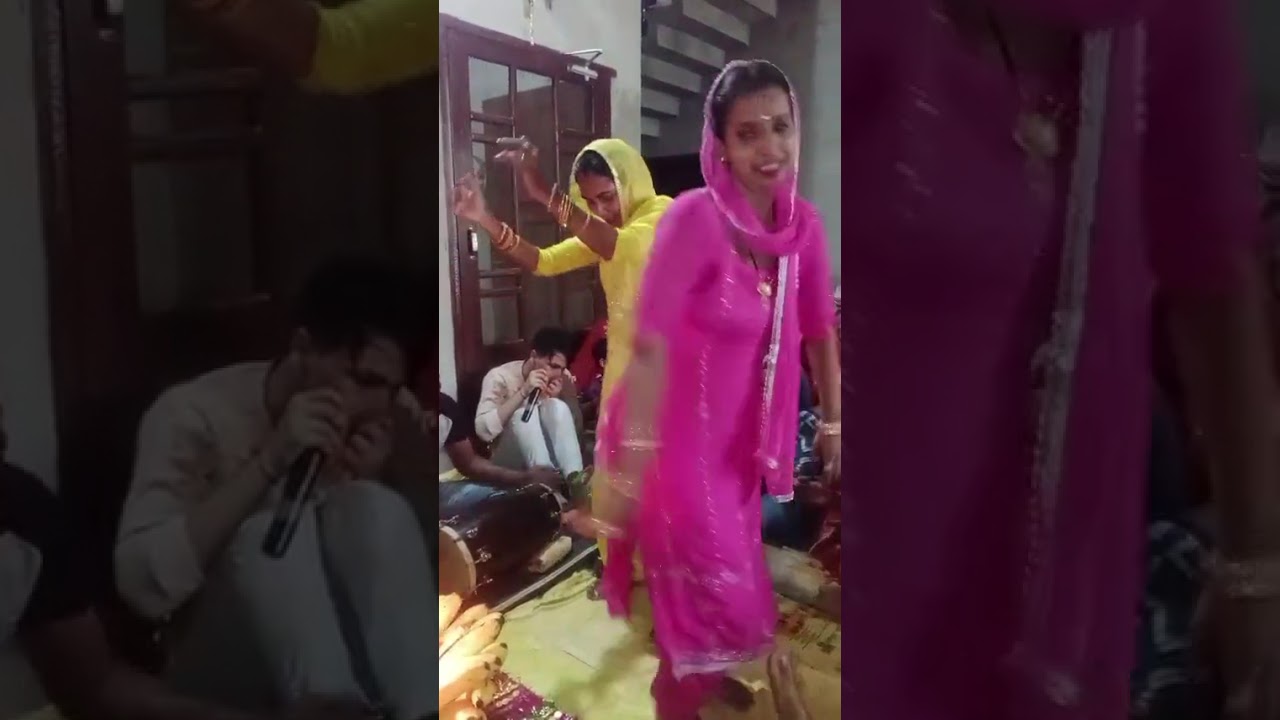 Singer pooja mandhan jai mata di 🙏😃😃❤️