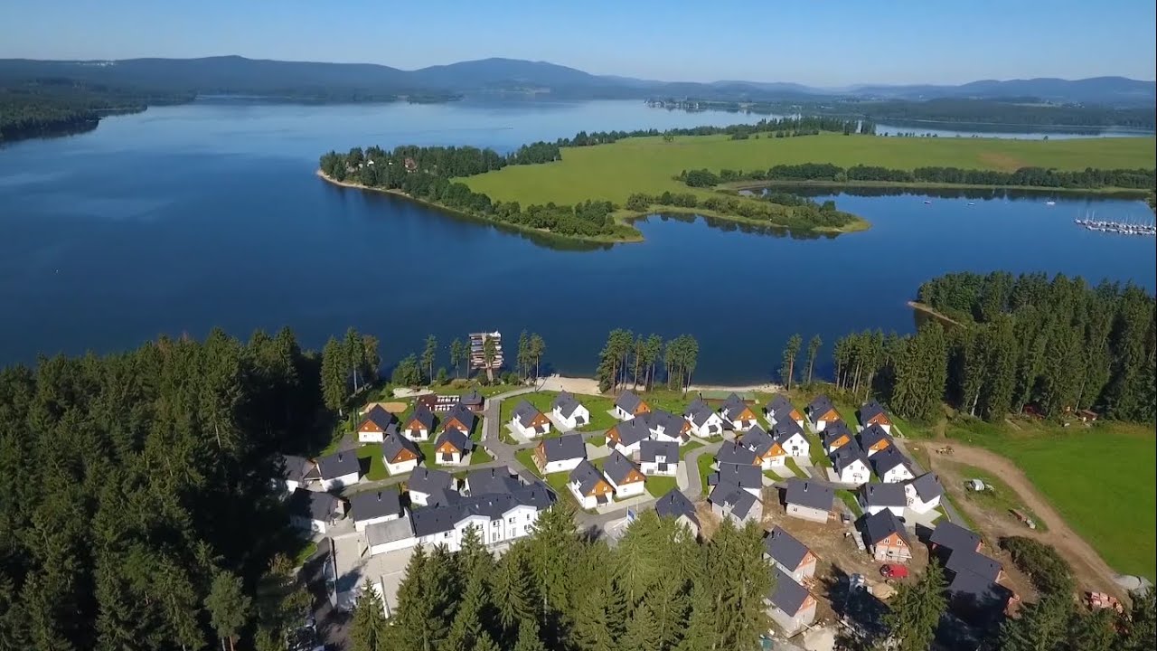 Prodej rekreačních domů Lakeside Village, Frymburk, Lipno | www.bydlenicko.tv