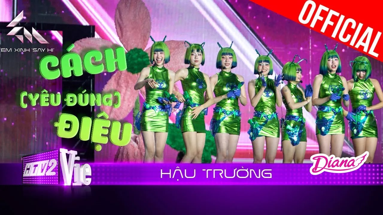 [Concert Hà Nội] Cách Yêu Đúng Điệu cực lạ với sự xuất hiện của 7 nàng kiến | Em Xinh Say Hi - D2