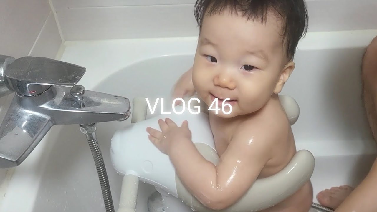 9개월 육아일기 :: 베베의 윗니가 나고 있어요.(아기 샤워핸들)