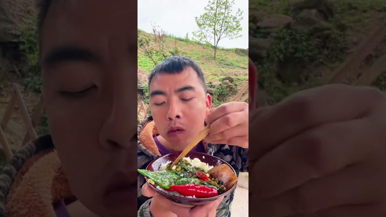 兄弟姐妹们 吃饭了哦 今天吃酸菜炒腊肉 今天的腊肉好有嚼劲 简简单单又是一餐#抖音美食推荐官 #舌尖上的味道 #记录我的农村生活 @DOU+小助手