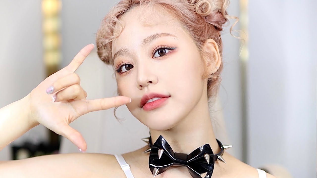 여자아이들 담당쌤한테 아이돌 메이크업 받았어요🤟(중안부 짧아보이는 꿀팁,꼬막눈 탈출 삼각존 채우는 법✨)