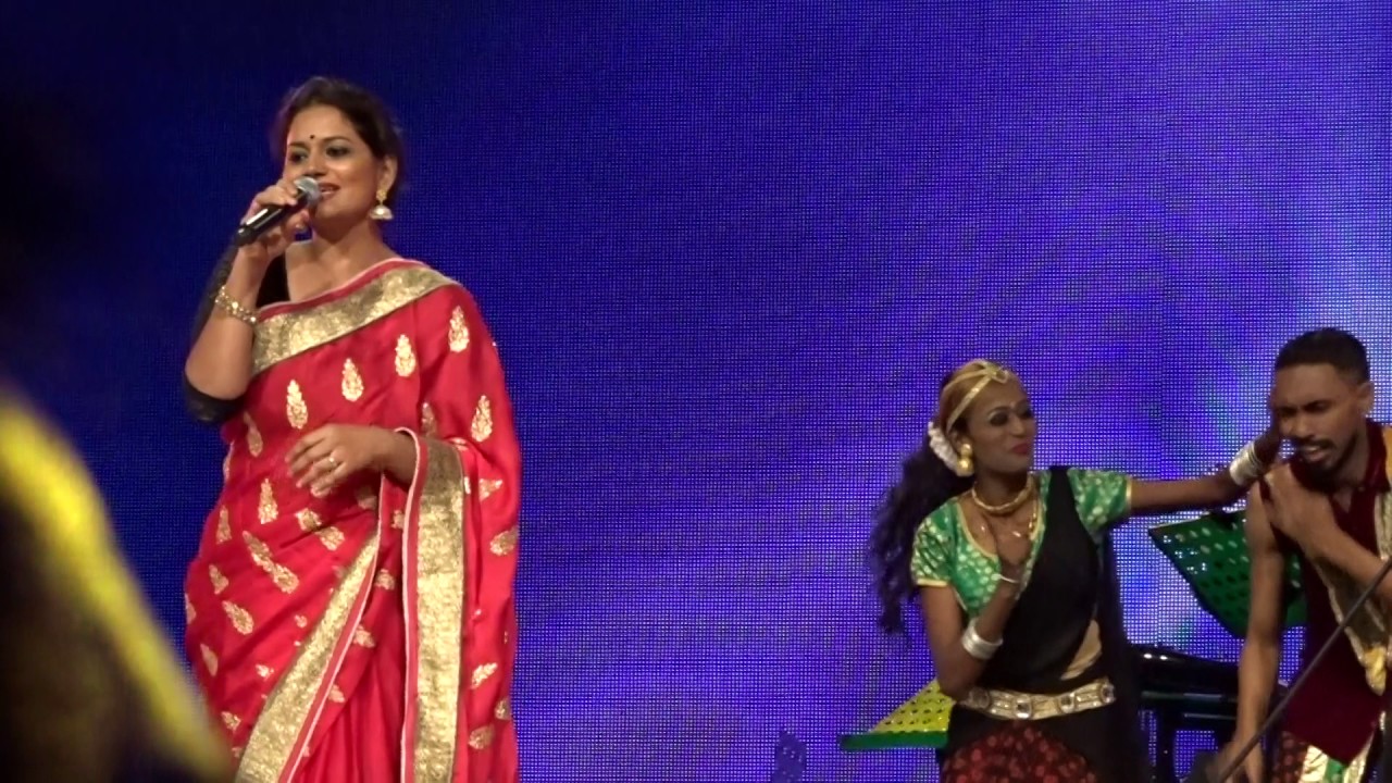 06 Un mela oru kannu D Imman Live in Singapore
