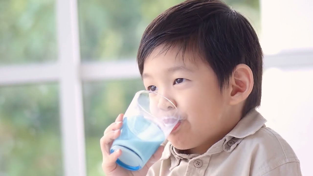 Your child deserves the best. Gentle Milk, Gentle Smile with Spring Sheep Gentle Sheep Toddler Milk!
