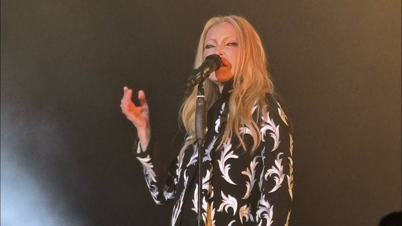 Patty Pravo - Il mio canto libero (Lucio Battisti, LIVE Vieste 02/08/25)