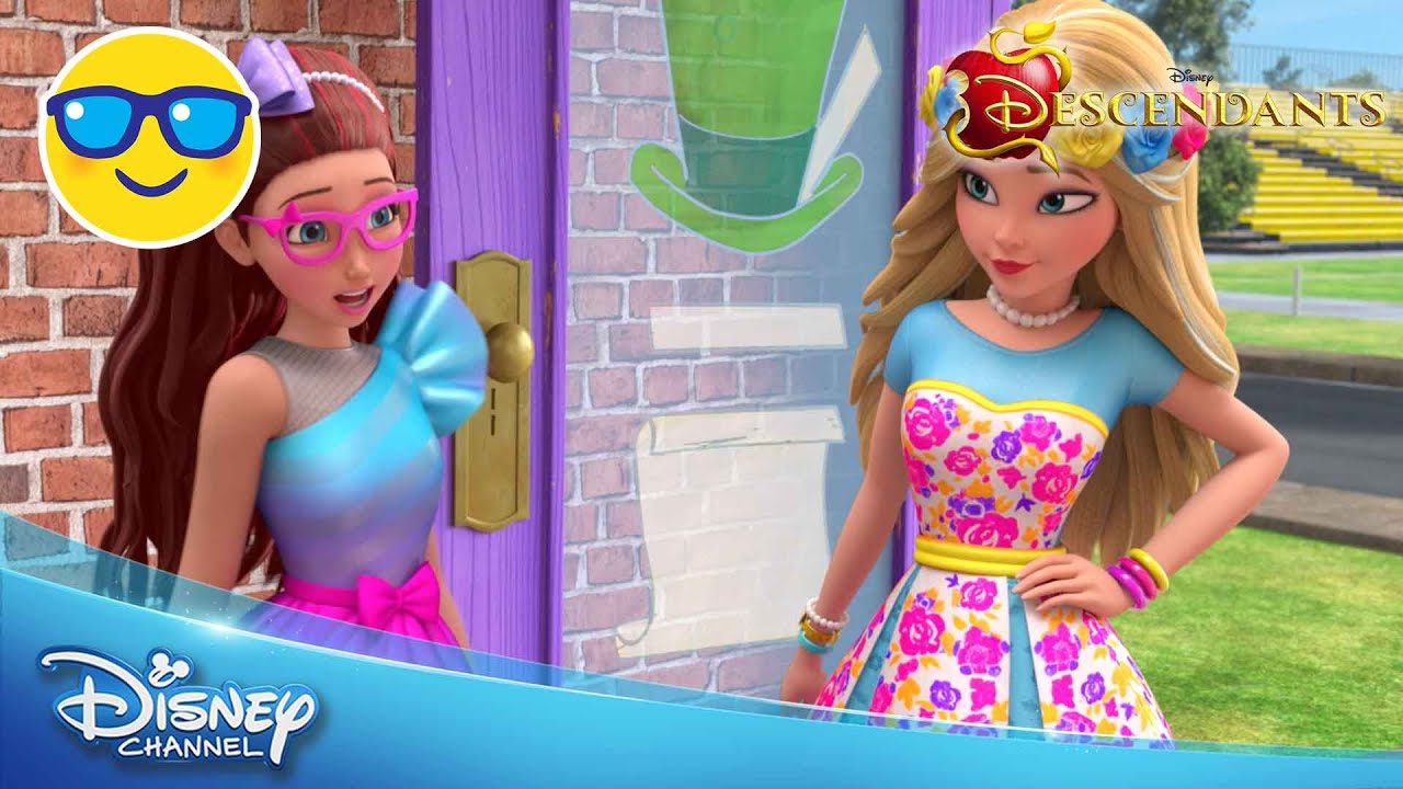 Descendants: Wicked World | Pumpkin Ride | Official Disney Channel UK