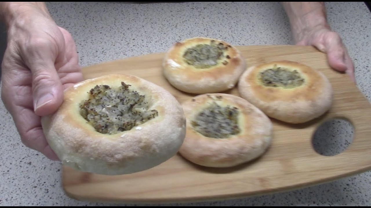 classic bialys - onion & poppy seed filled delights - recipe #32
