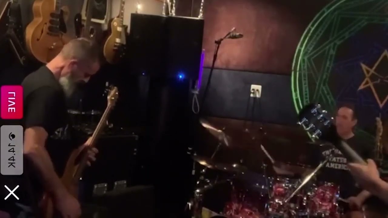 Justin Chancellor playing The Patient (TOOL)