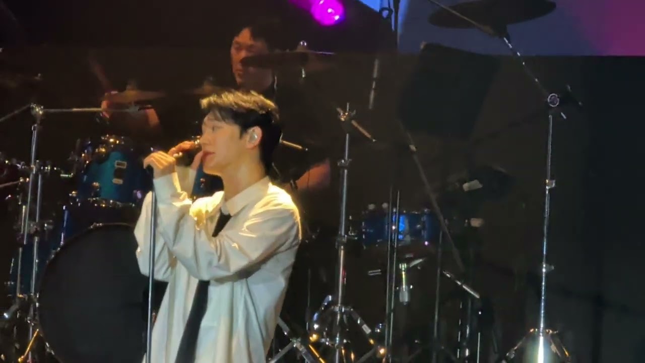 Chen - Deja Vu at Arcadia Concert in Jakarta 31 Jan 26