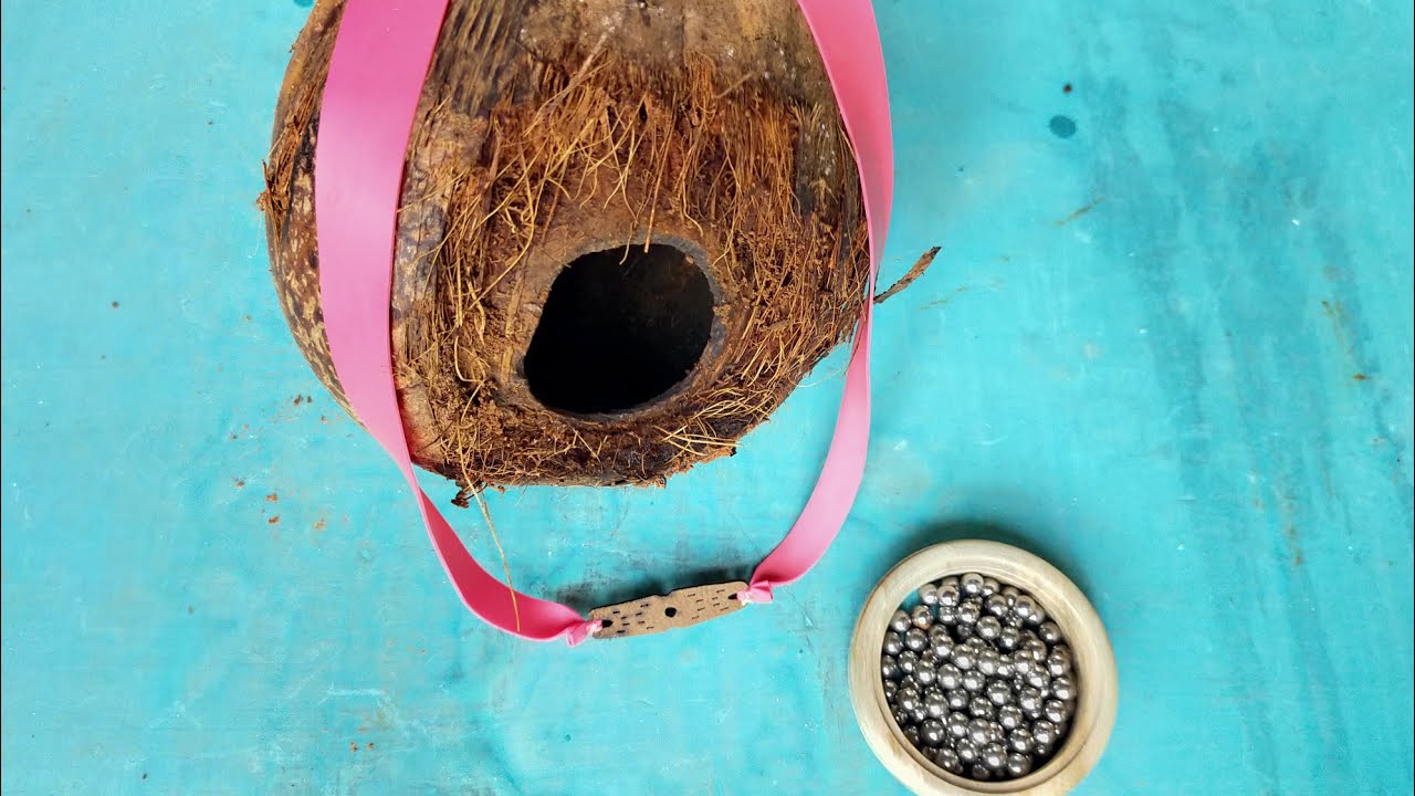 Ide Kerajinan Kreatif Yang Luar Biasa Dari Sabut Kelapa Dan Kayu // Membuat Gagang Ketapel Unik