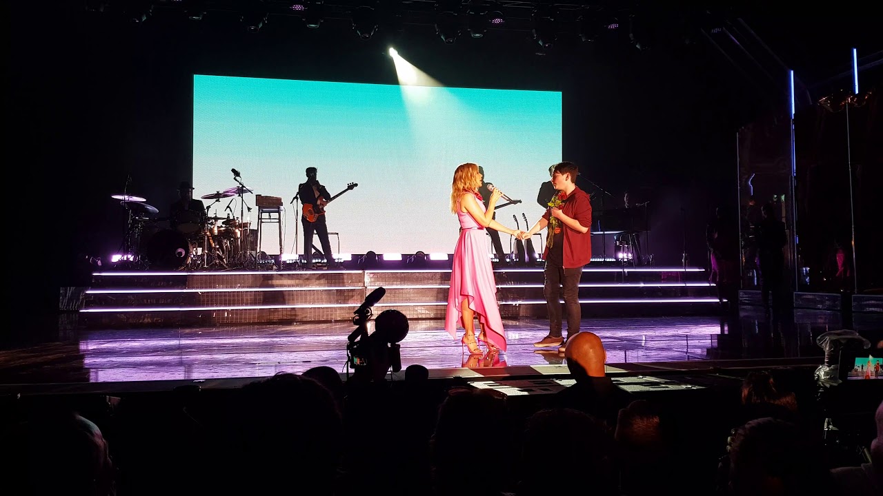 Kylie - Jamie On Stage + Where The Wild Roses Grow @ Manchester 2019