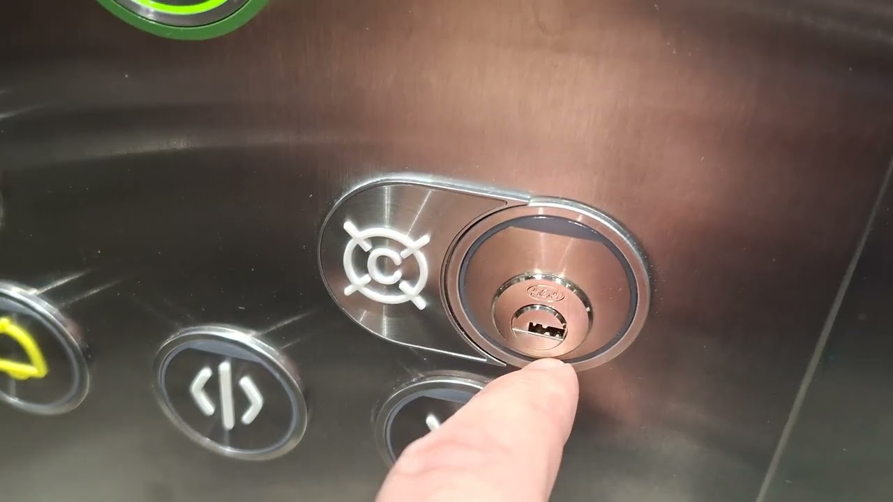 Winda Orona/Orona Elevator|Centrum Przesiadkowe Zabrze Goethego. Zabrze 🇵🇱