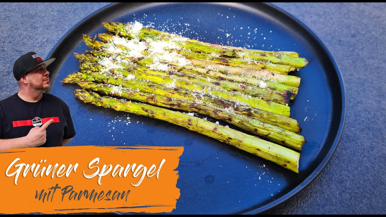 Gr&uuml;ner Spargel mit Parmesan vom Grill - schnelle Beilage