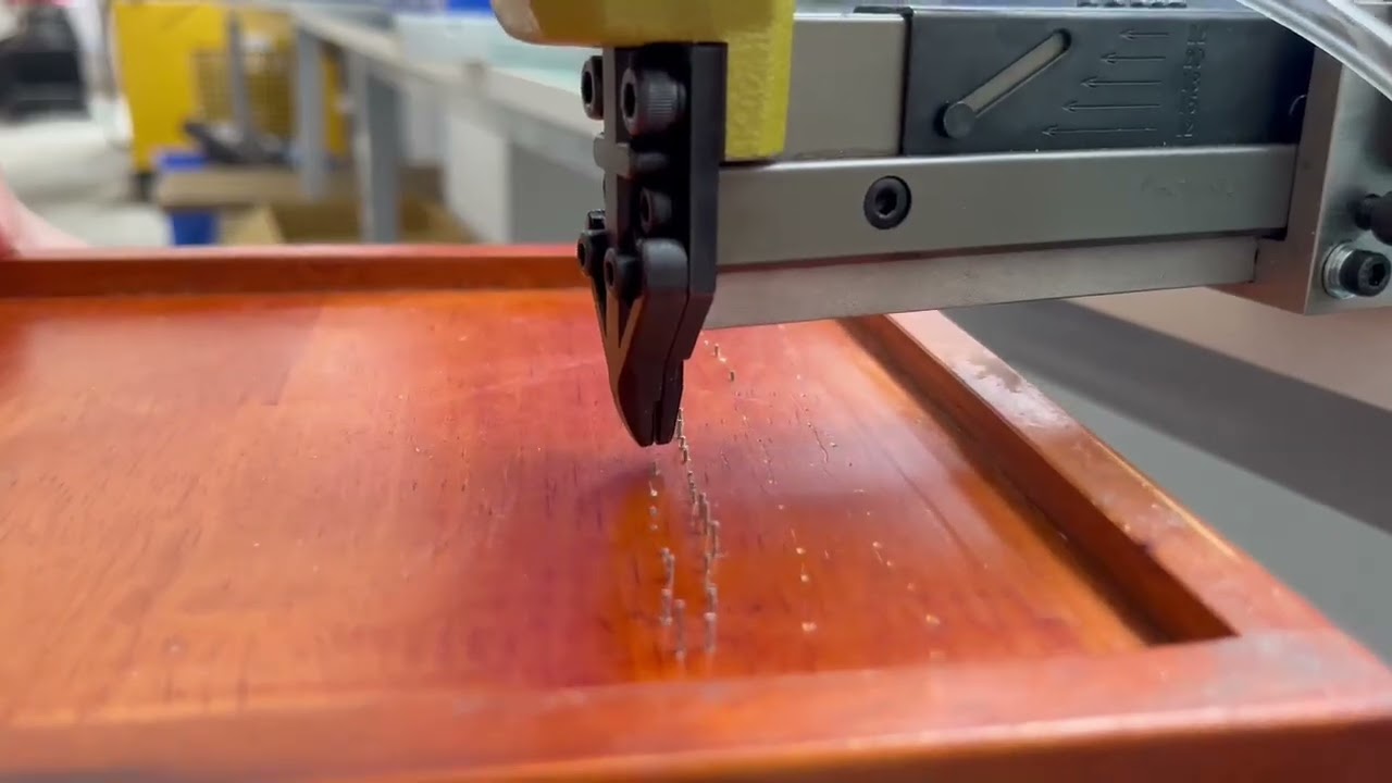 Auto Nailer —woodworking operations, furniture/decoration