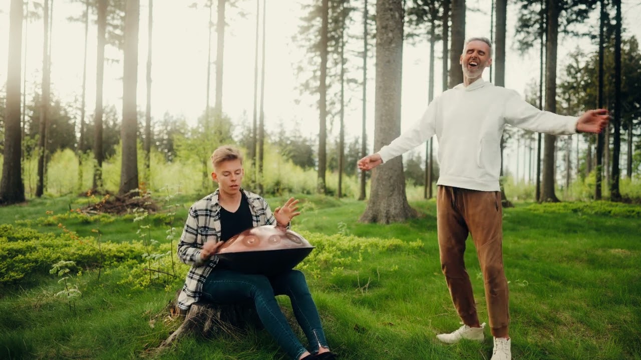 HANDPAN: SINGING IN THE WOODS | Patrik Kee & Pavel Sedlacek live