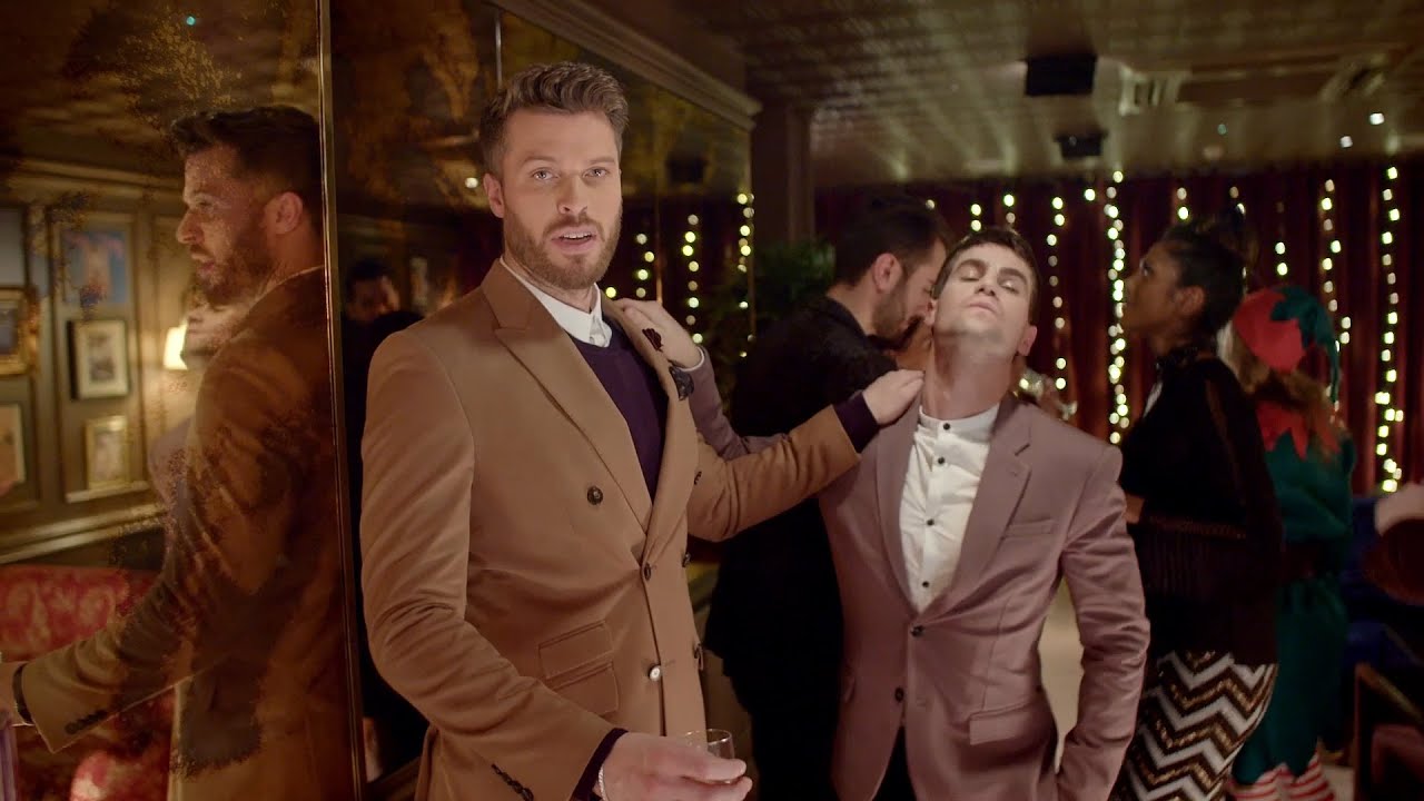 Rick Edwards' Guide to Christmas Party Mishaps | River Island