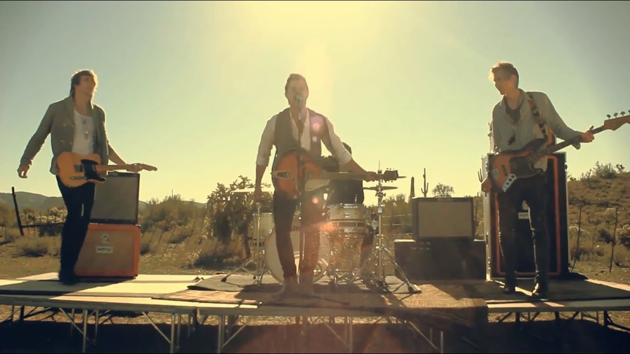 The Season Premiere: Anything But Love [OFFICIAL VIDEO]