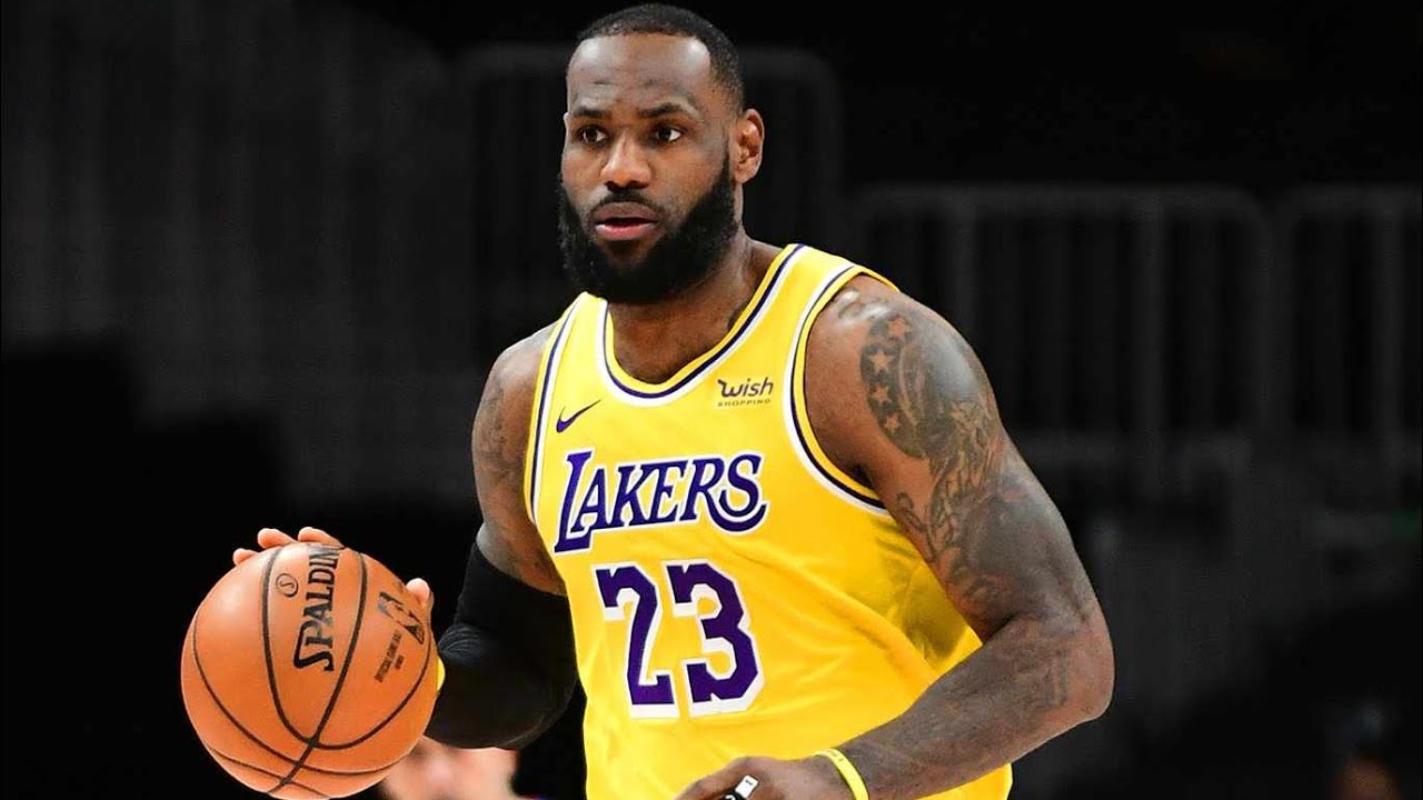 This LeBron James Build Fits With Any Team Fr. #NBA2K26 #RecGameplay