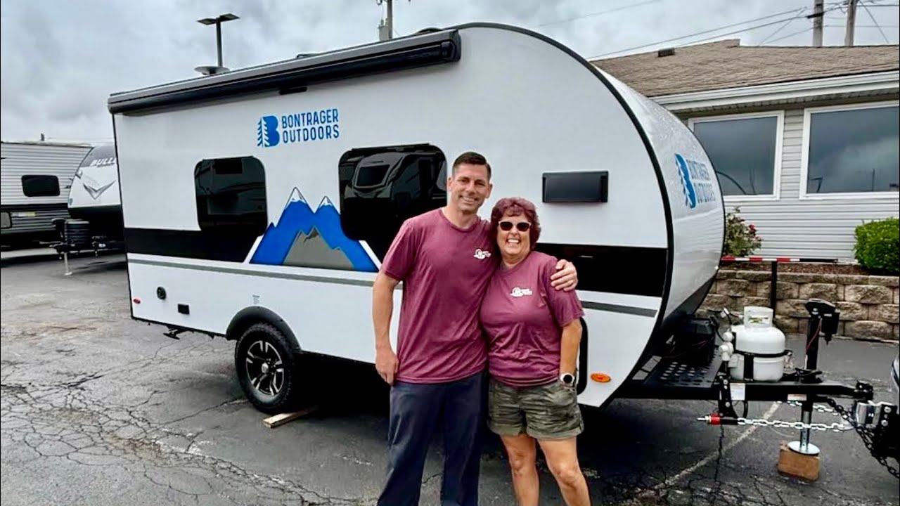 SUPER LIGHTWEIGHT REAR WALL ENTRY CAMPER!!! 2025 Bontrager Outdoors Bushwhacker Standard 17MB