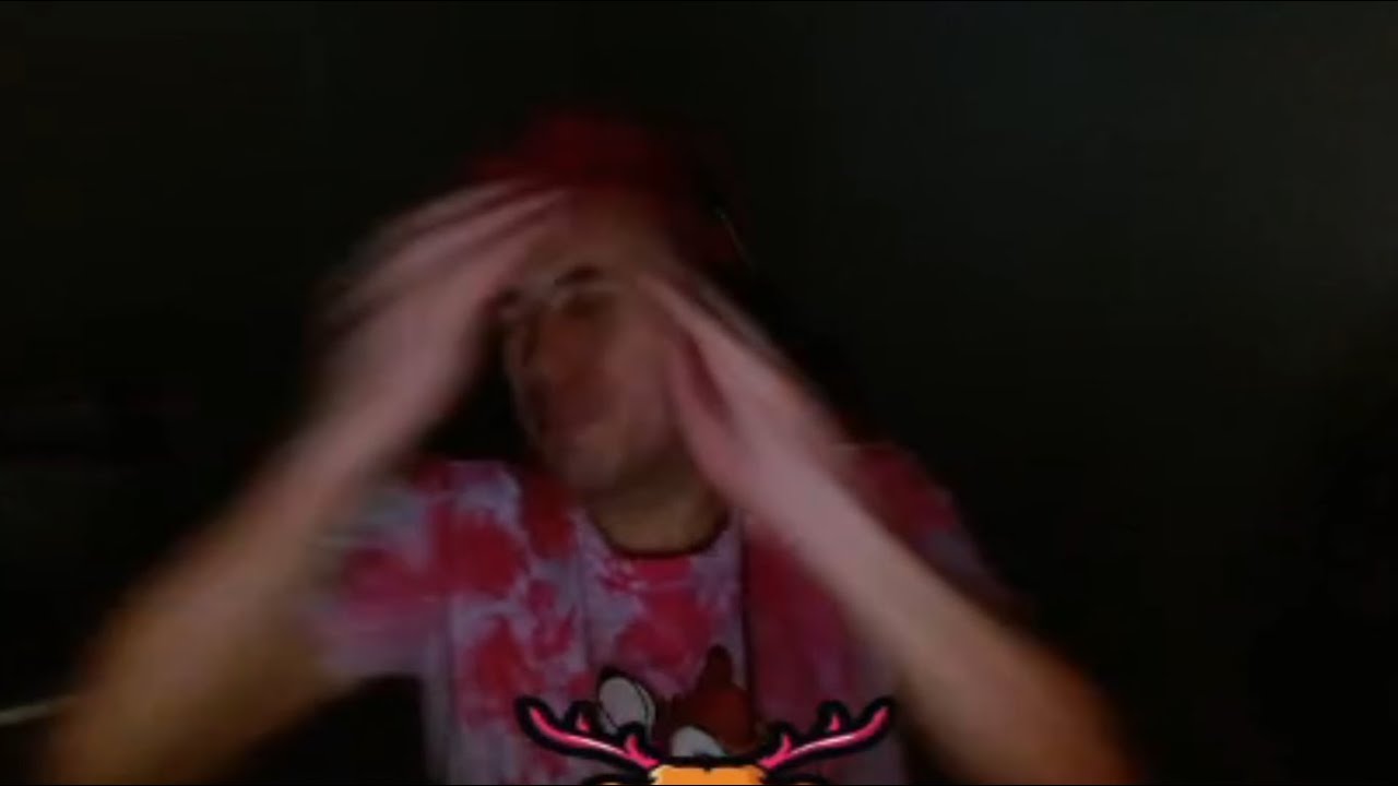 LINDINHO LEVANDO SUSTO NO JOGO DEVOUR - MELHORES PIORES MOMENTOS DA LIVE DO DEERCHEERUP #145