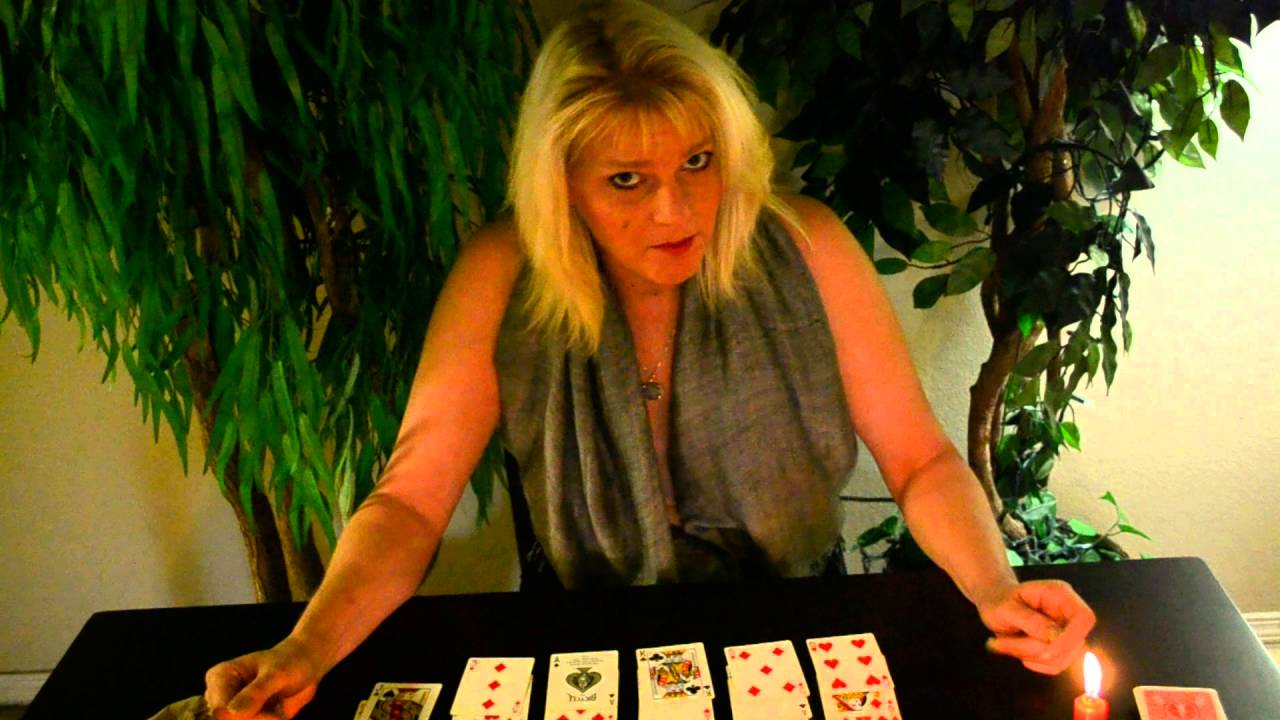 Daizy Love Moon's Aries May 2016 Full Moon Love reading