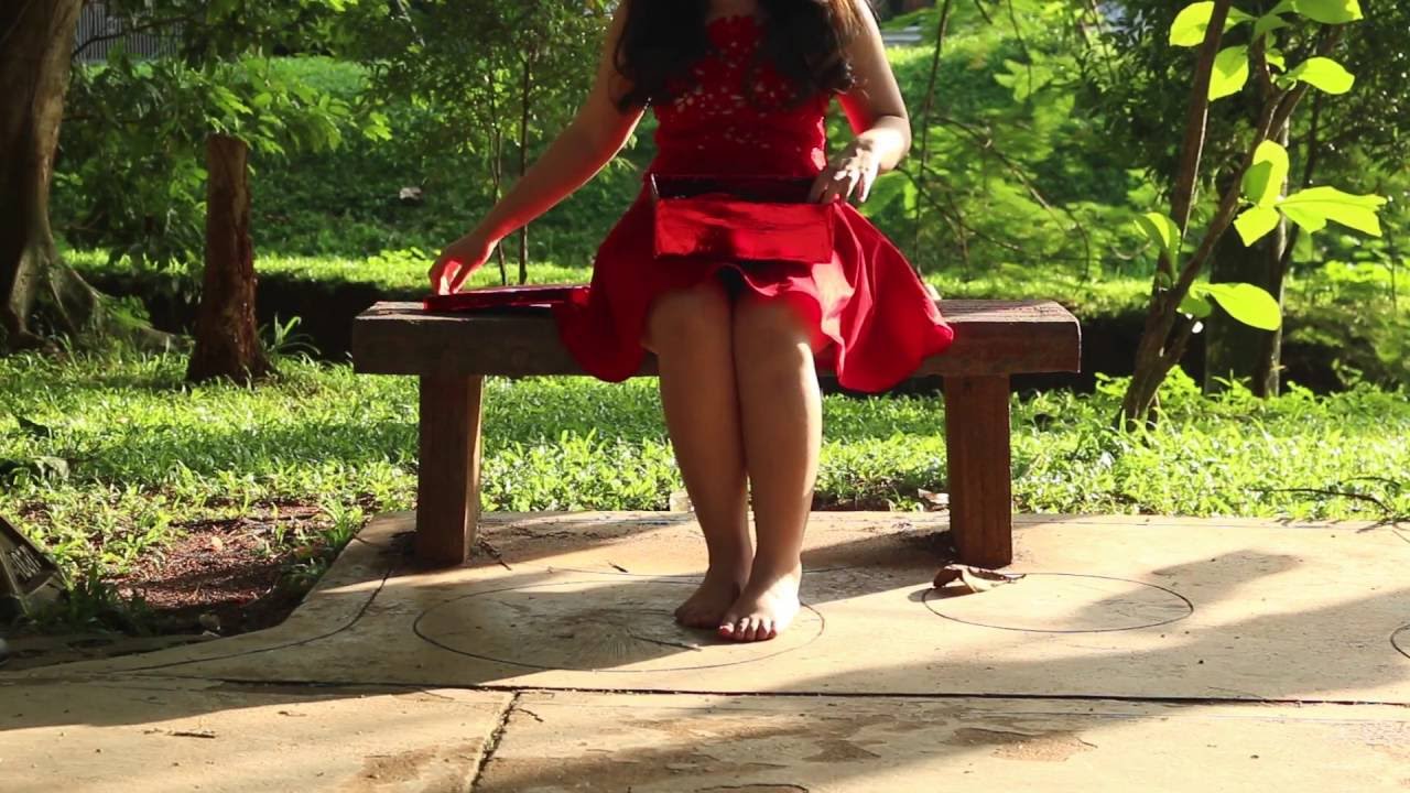 RED SHOES (SHORT FILM)