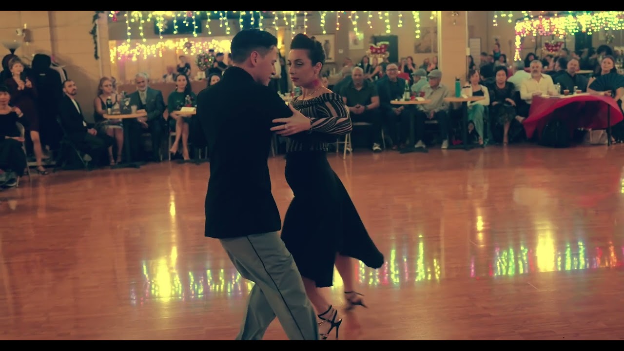 Cristian Bravo & Anna Leon - Champagne Tango
