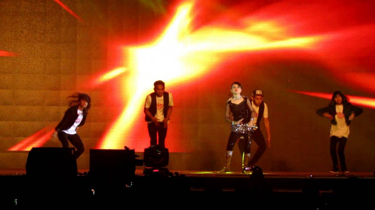 Wani Kayrie LIVE @ Genting - Kasanova