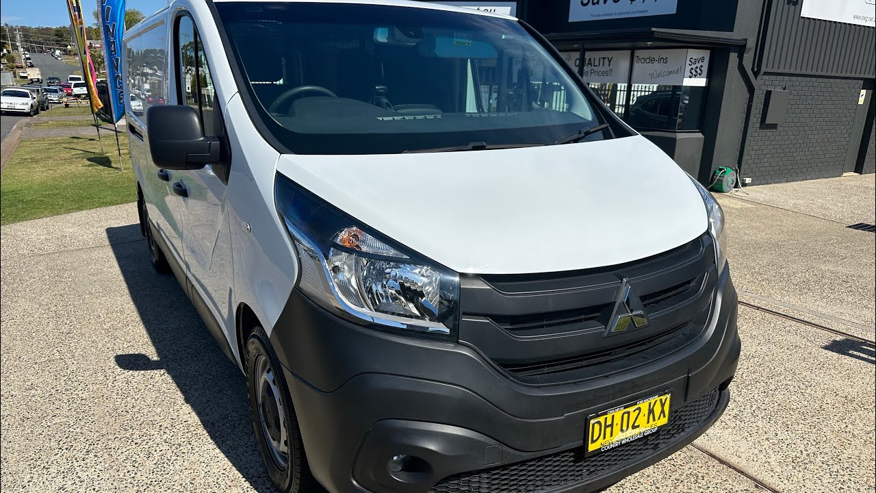 Mitsubishi Express GLX LWB Van