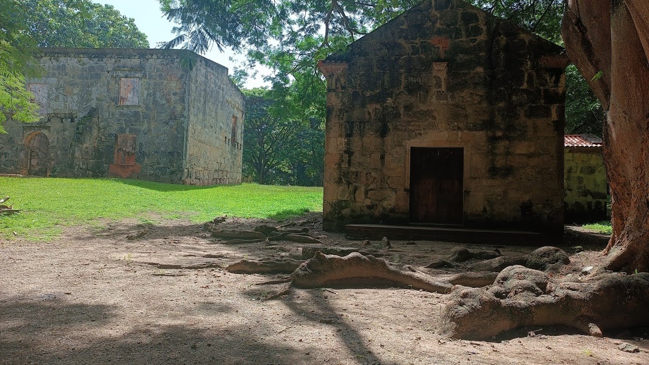 Visitando Las Ruinas De Engombe.            #viajes, #turismo #decarretera.