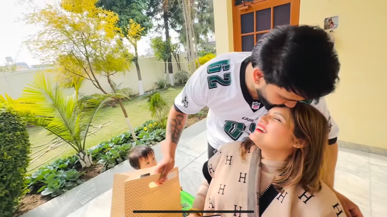 Anshu Or Yadu Ki engagement anniversary ￼❤️🧿gifts hi gifts 🎁😍❤️