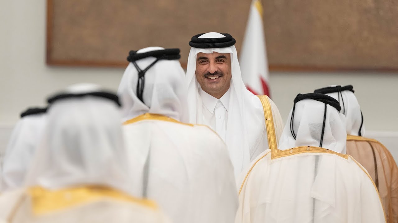 سمو الأمير يستقبل المهنئين بعيد الفطر