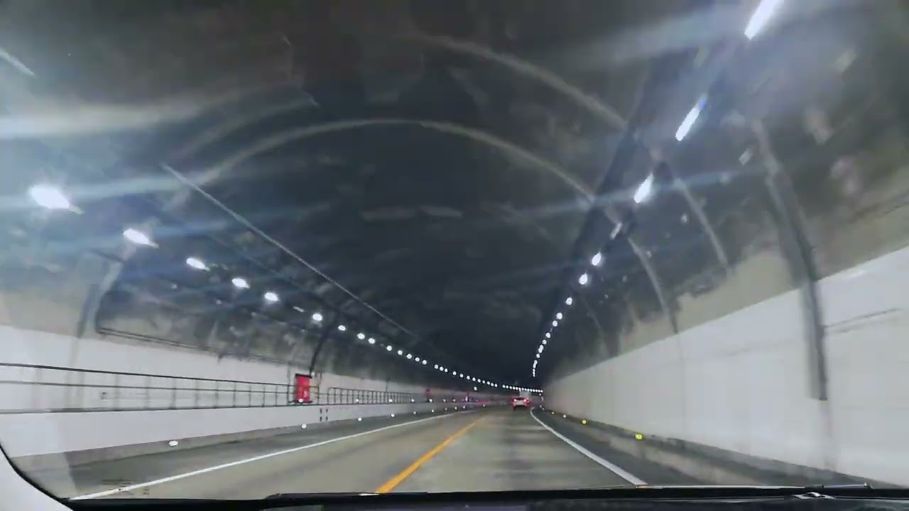 天王山トンネル、(大阪府から)京都府に入りました♪都道府県境