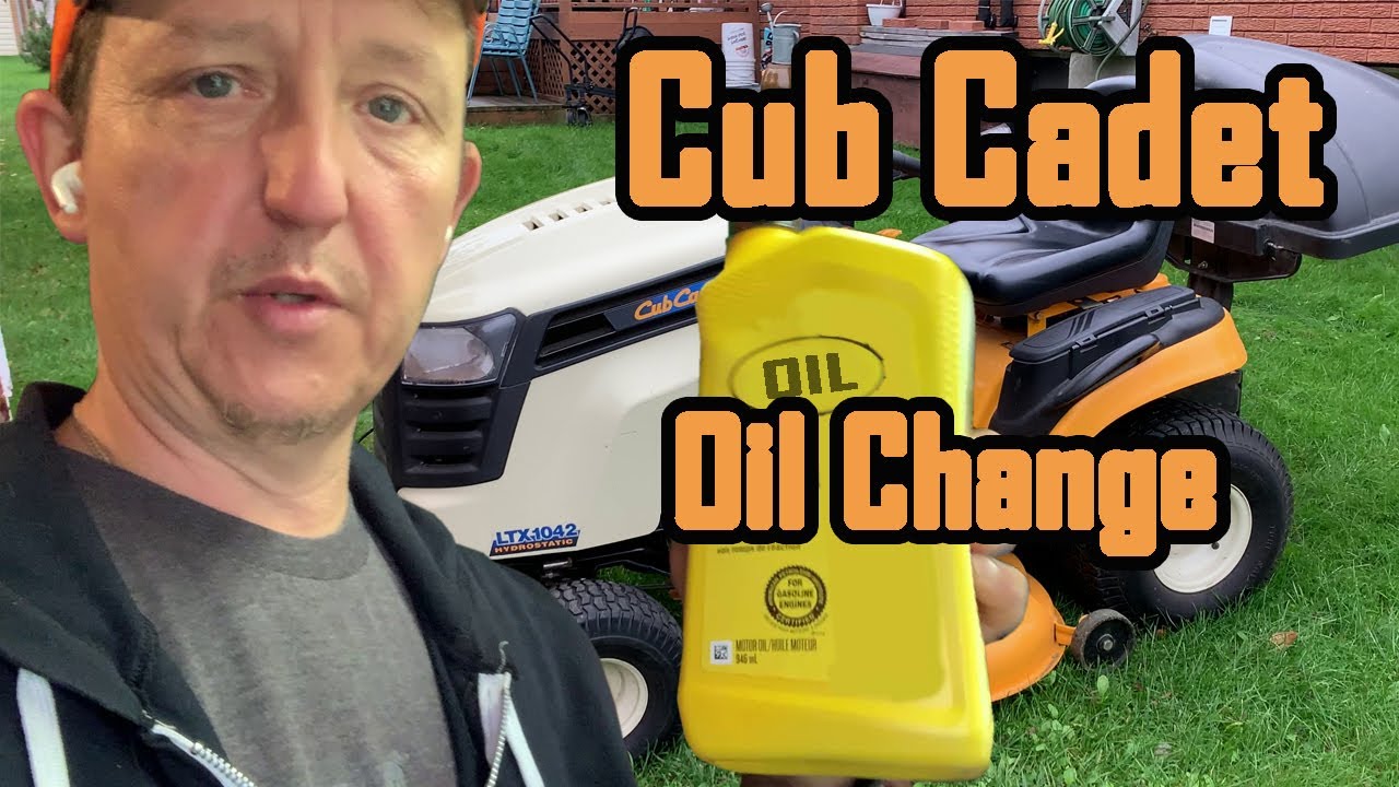 Oil Change Cub Cadet 1042 Lawn Tractor. 596cc Kholer Engine. Super Easy.