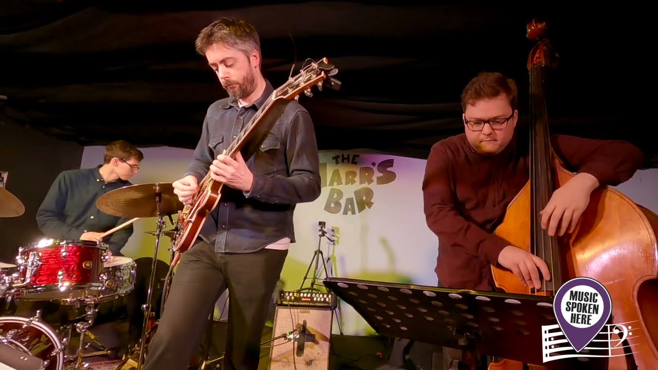 David Preston Trio  - live at The Marr's Bar