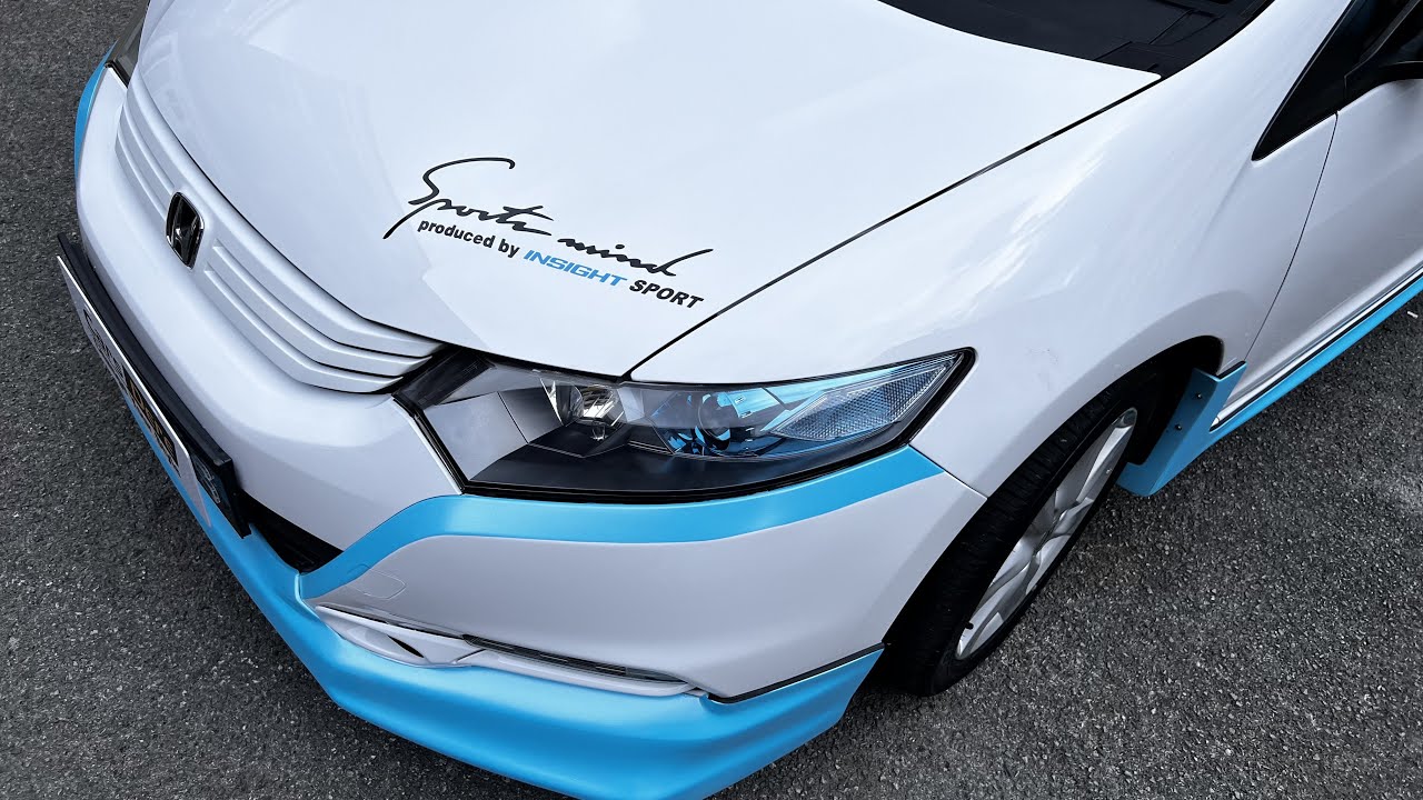 Honda Insight Full Wrap Glossy White x Cars Dere