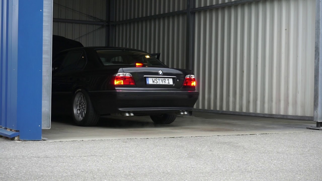 e38 740i BMW v8 m60b40 sound