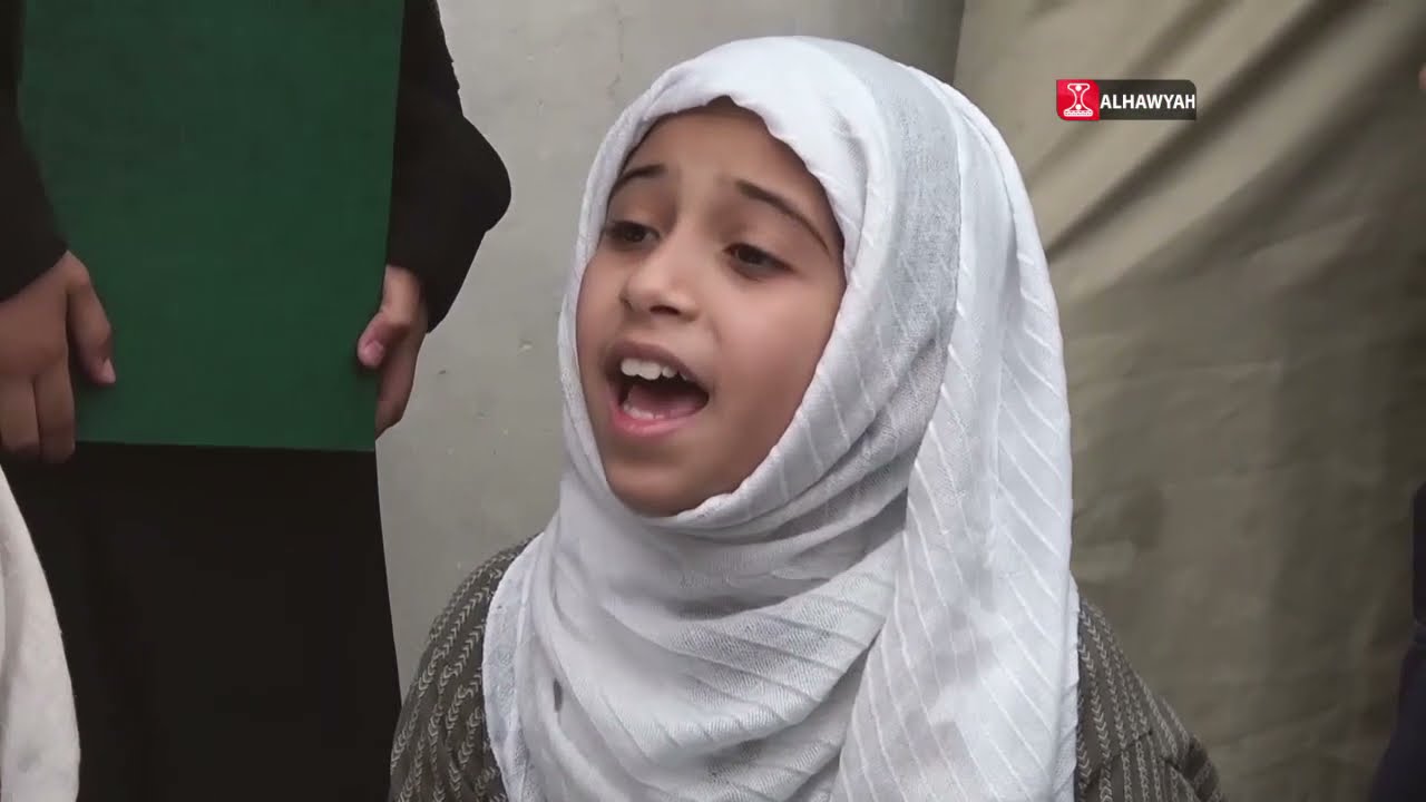 أطفال في الجامع الكبير بصنعاء يتعلمون لغة لايجيدها أحد في العالم