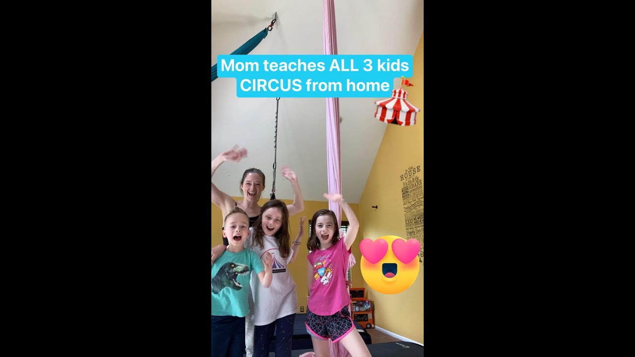 Mommy Trains Kids Aerial Silks at Home!🎪💗
