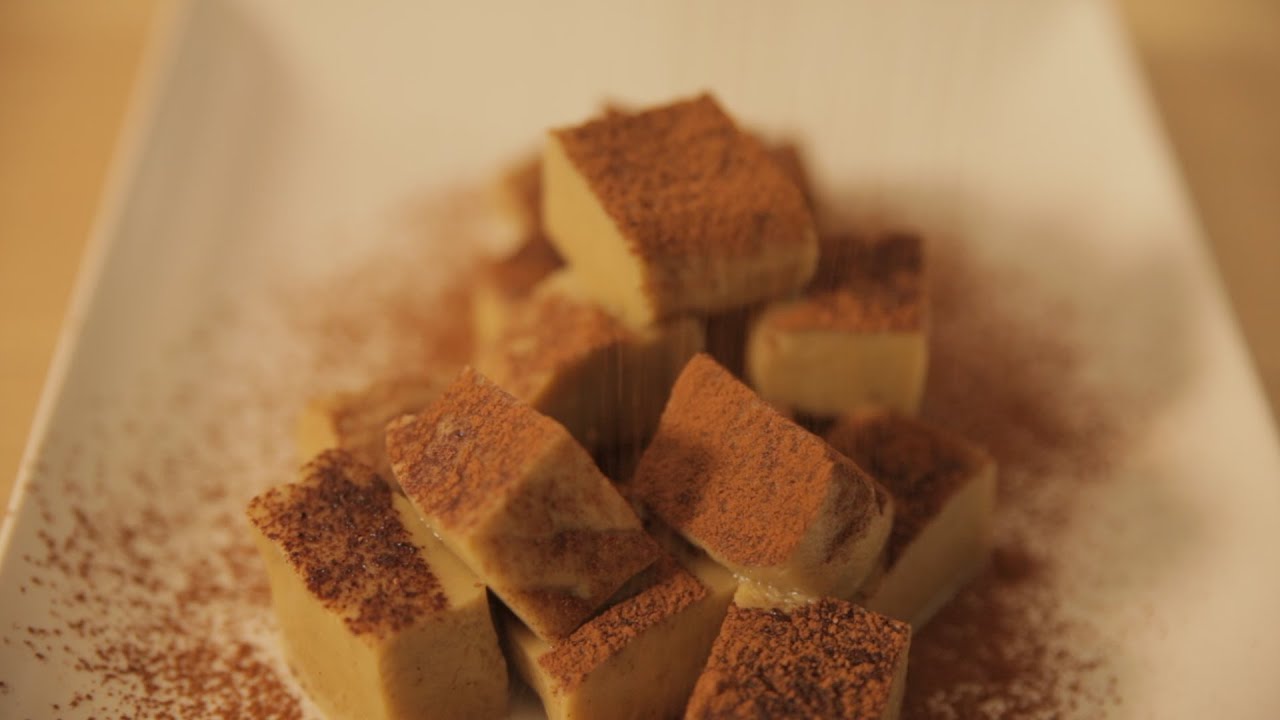 MAKEDONIKOS TAHINI HALVAS