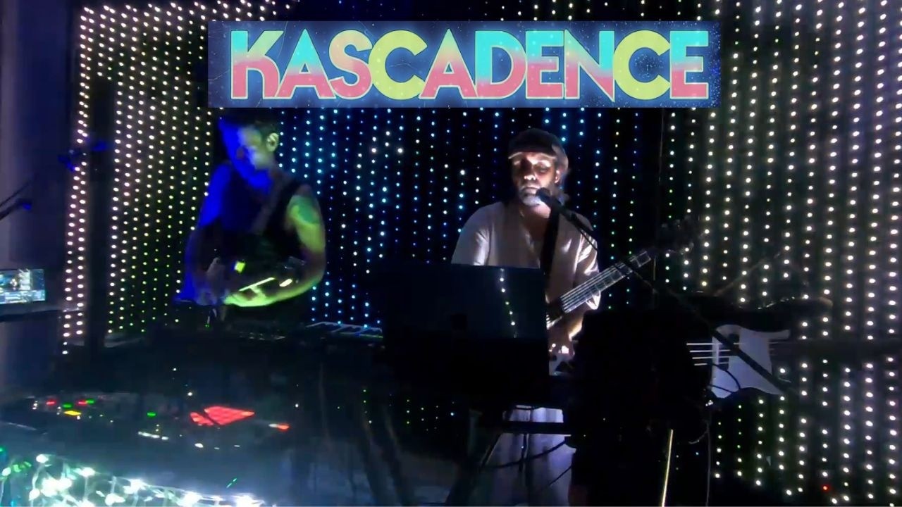 LIVE LOOPING DUO- Improv Dance Jam on the Big Island of Hawaii