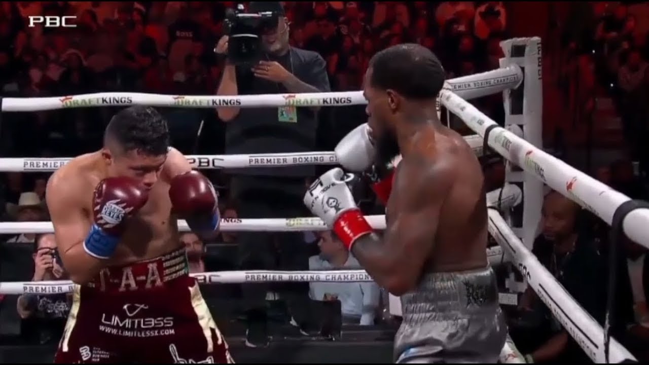 Pitbull Cruz Knockout vs Lamont Roach &ndash; Full Fight Highlights