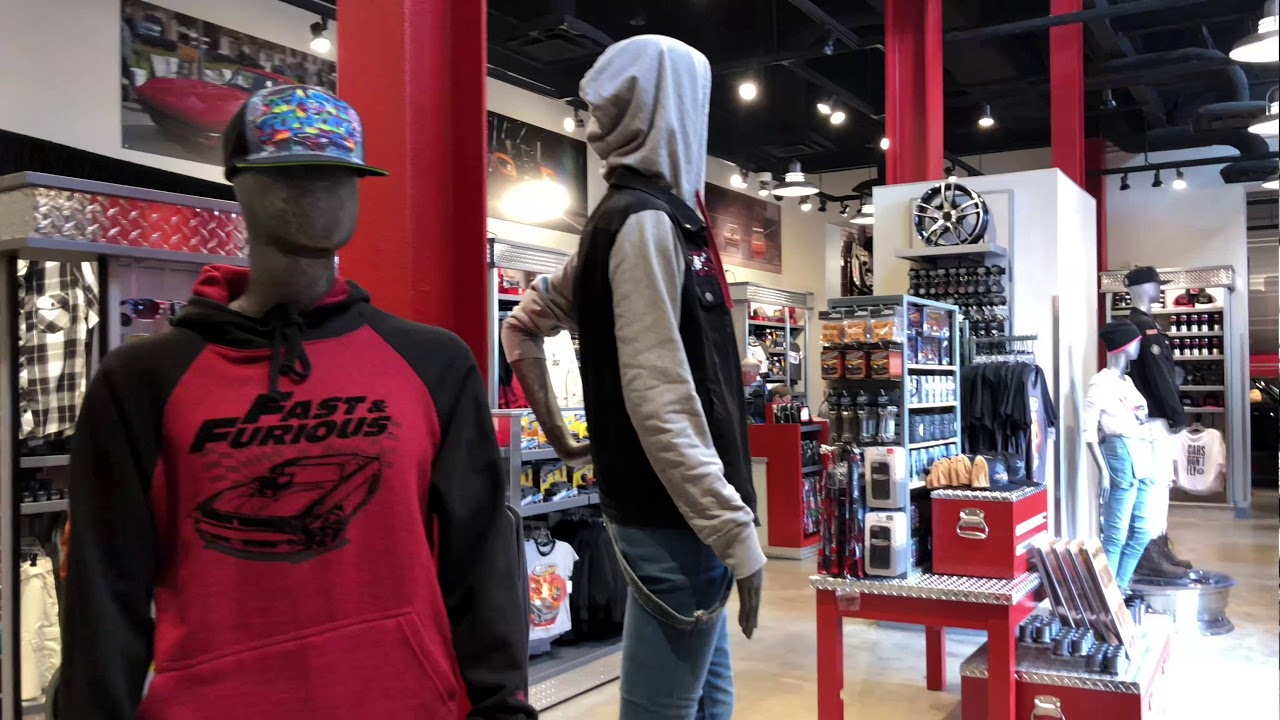 Fast and Furious Gear Shop - Universal Studios - Universal Orlando