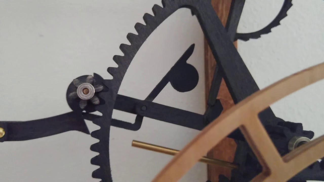 My Nonus wooden model clock