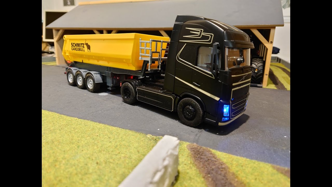 Siku Control 32 - Volvo FH 16 und Schmitz Kippmulde - unboxing