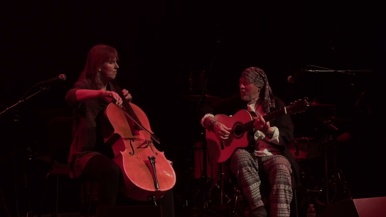La Lluvia Live Concert in Chicago November 2, 2022
