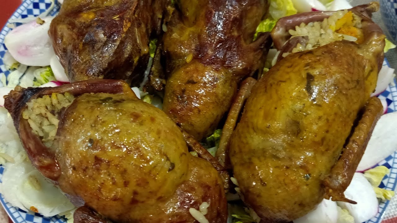 طريقة عمل الحمام معمر بحشوة الأرز لذيذة سهلة تستحق المشاهدة.