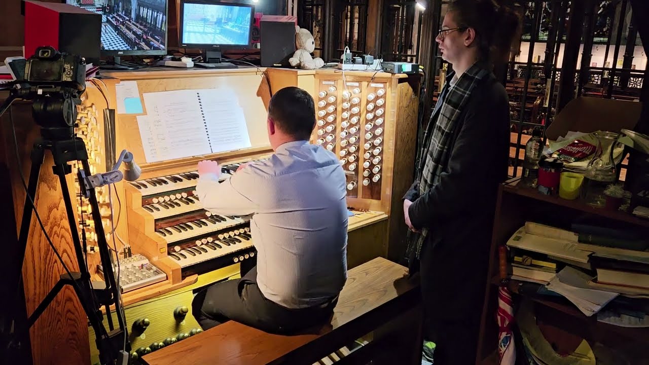 Edward Taylor plays Gade: Moderato from Three pieces on the organ of Newcastle Cathedral