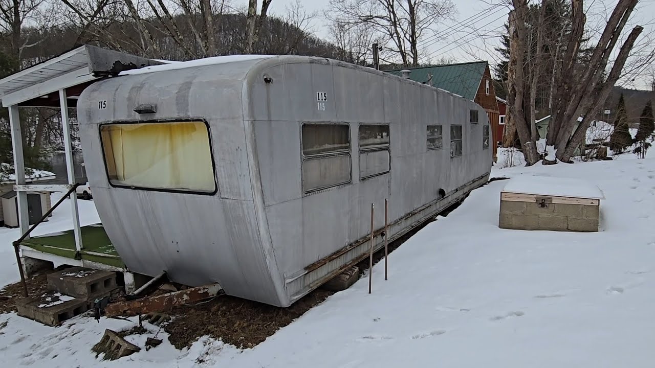 AS FOUND - Touring a 1952 Spartan Imperial Spartanette